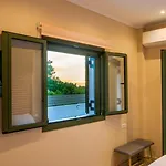 Villa Arktos Sunset Minia