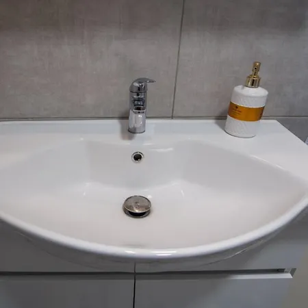 Arktos Sunset Villa *