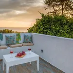 فيلة Arktos Sunset