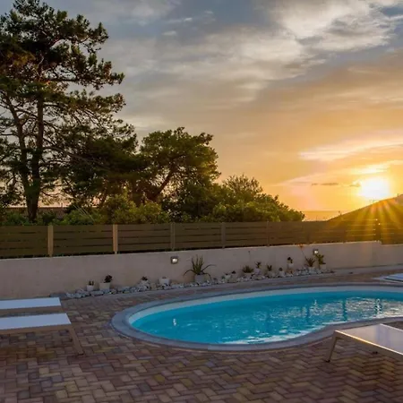 Arktos Sunset Minia