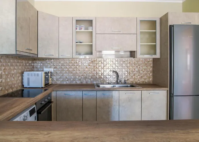 Arktos Sunset Villa *