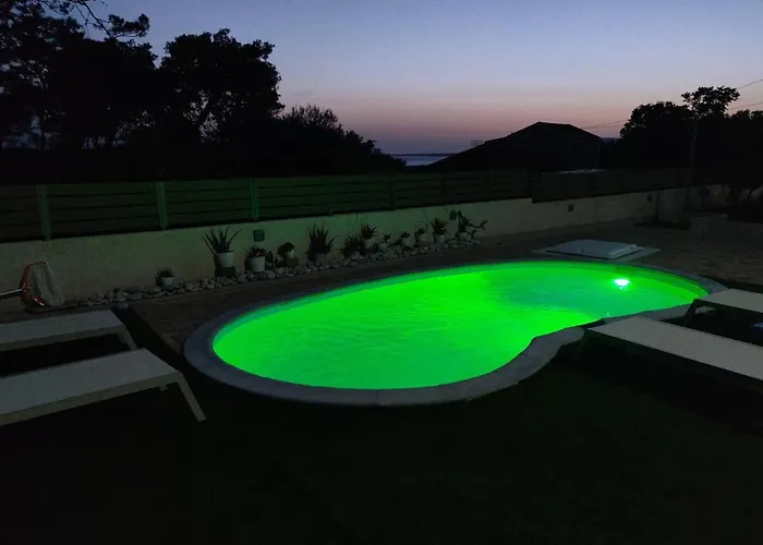 Arktos Sunset Villa
